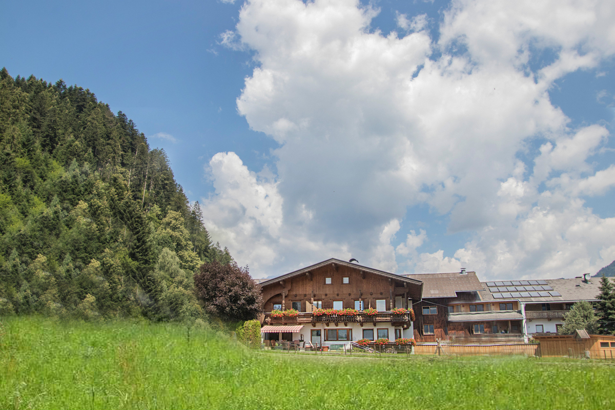 Ab sofort Ferienwohnung frei! – Landhaus Katharina